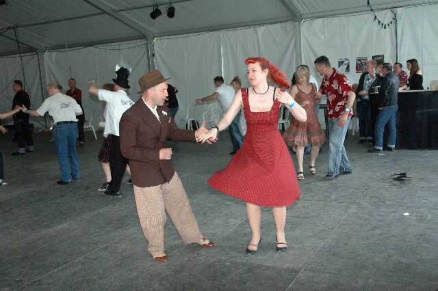 min 2008 05 04 retro rhythm 404